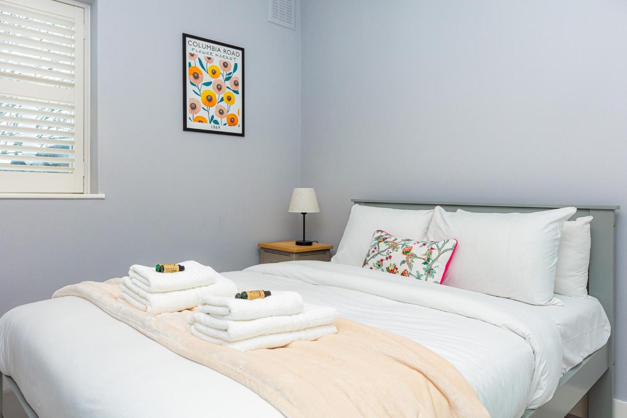 Hébergement de vacances Renovated 3br Wgarden In Stratford, 1min To Train Londres
